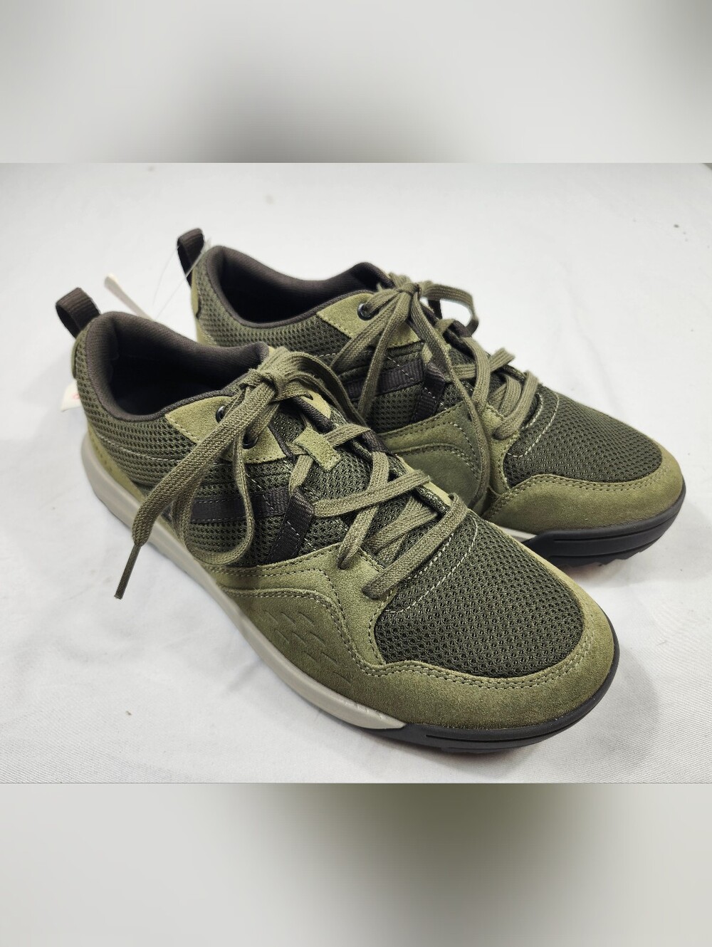 Merrell Mens 9 M Olive Green Athletic Sneakers Lace Up NEW